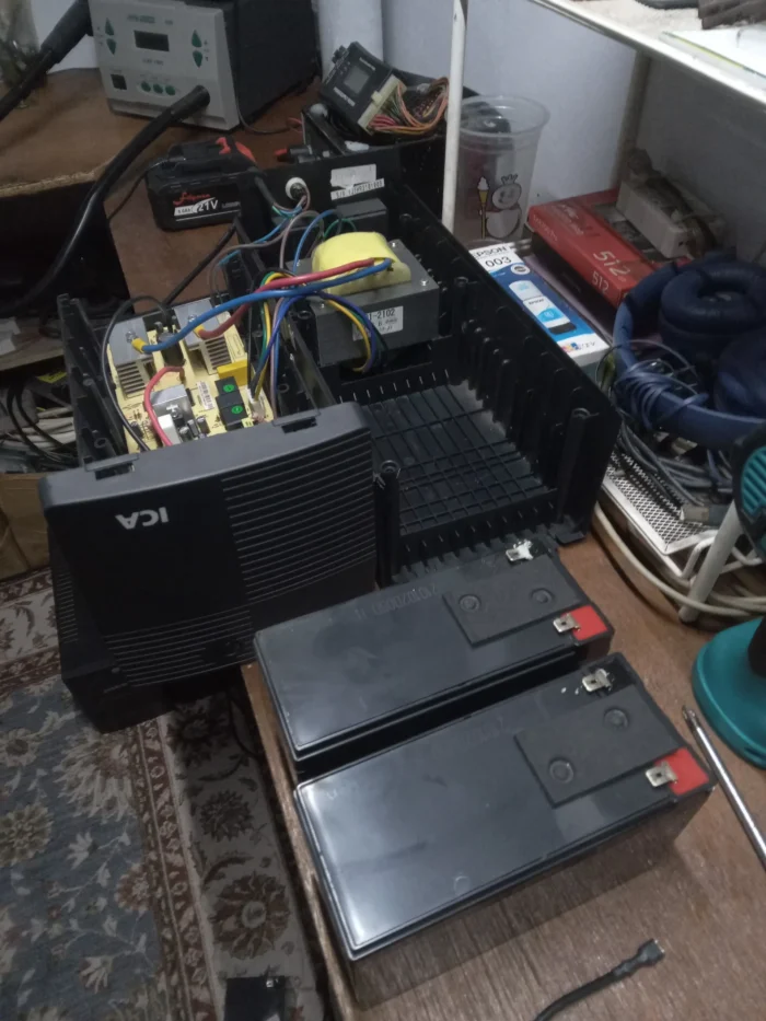 Ganti Battery UPS ICA CN1300