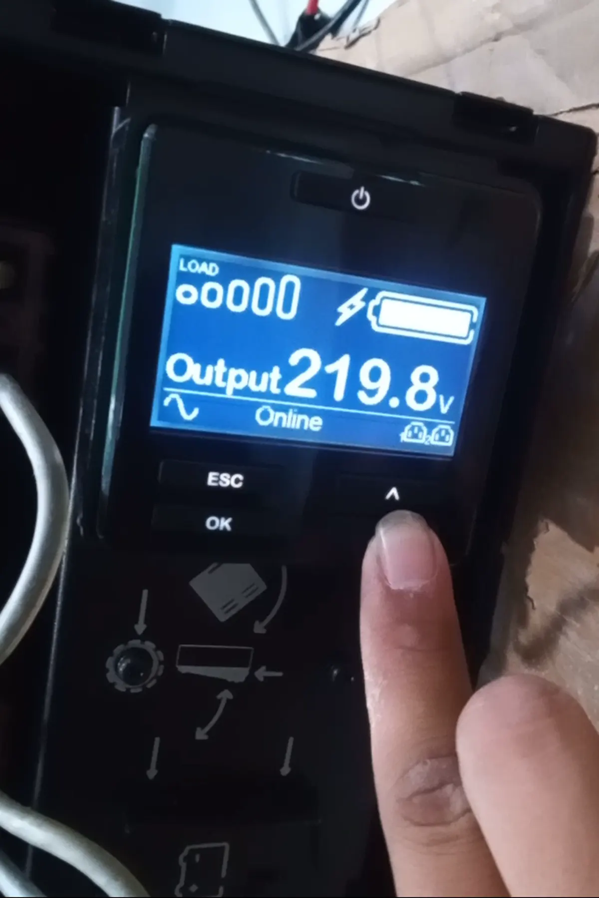 Kondisi UPS APC SRT5KXLI Normal Kembali Setelah Dilakukan Servis Perbaikan Mainboard Inverter