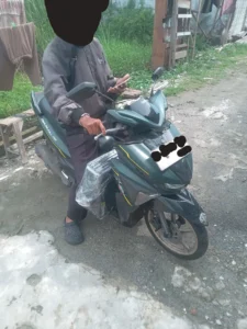 Pengiriman UPS APC SRT5KXLI Menggunakan Lalamove Bike