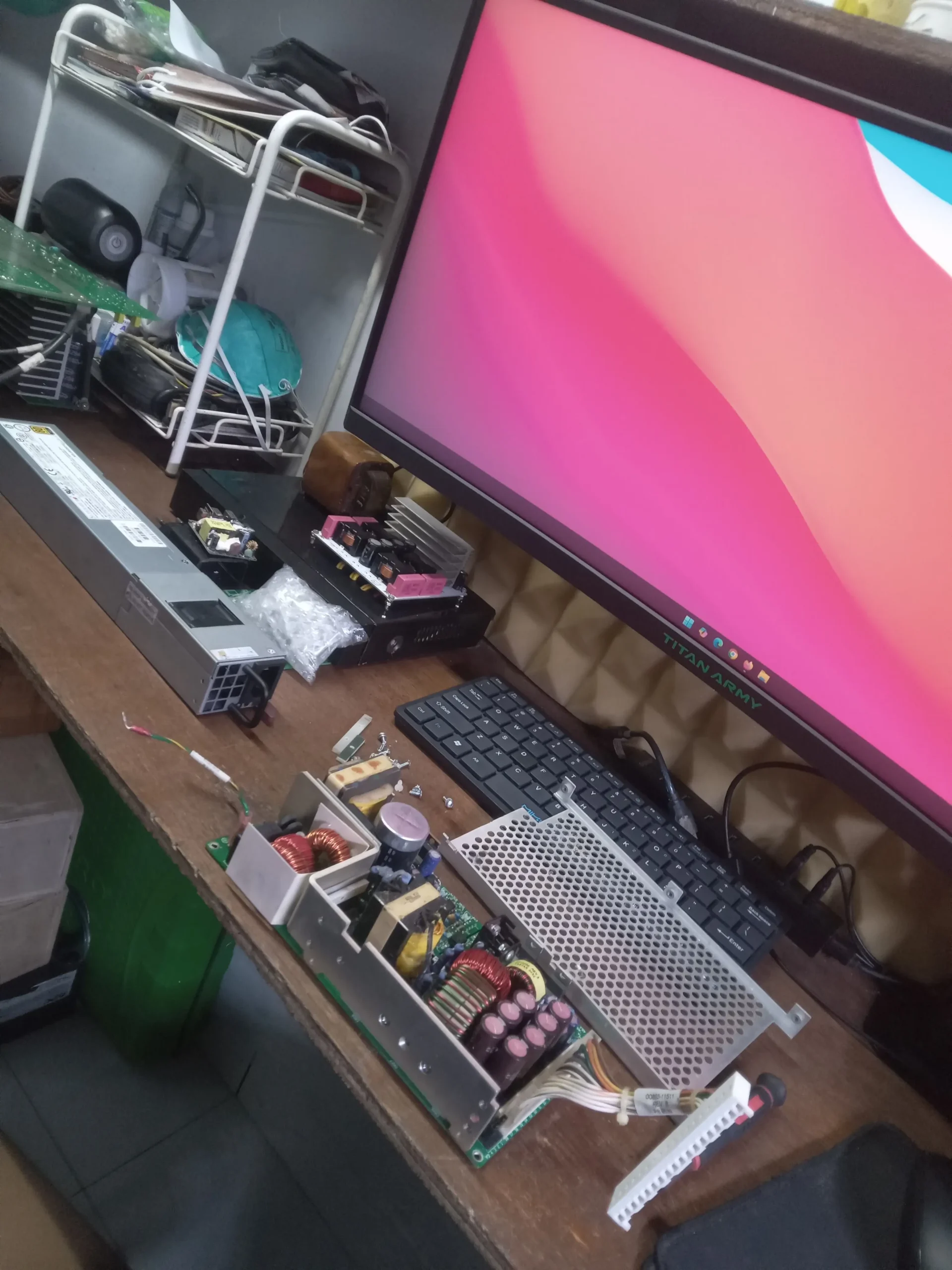 Internal Component PSU Integrated Power Designs CE-225-4101