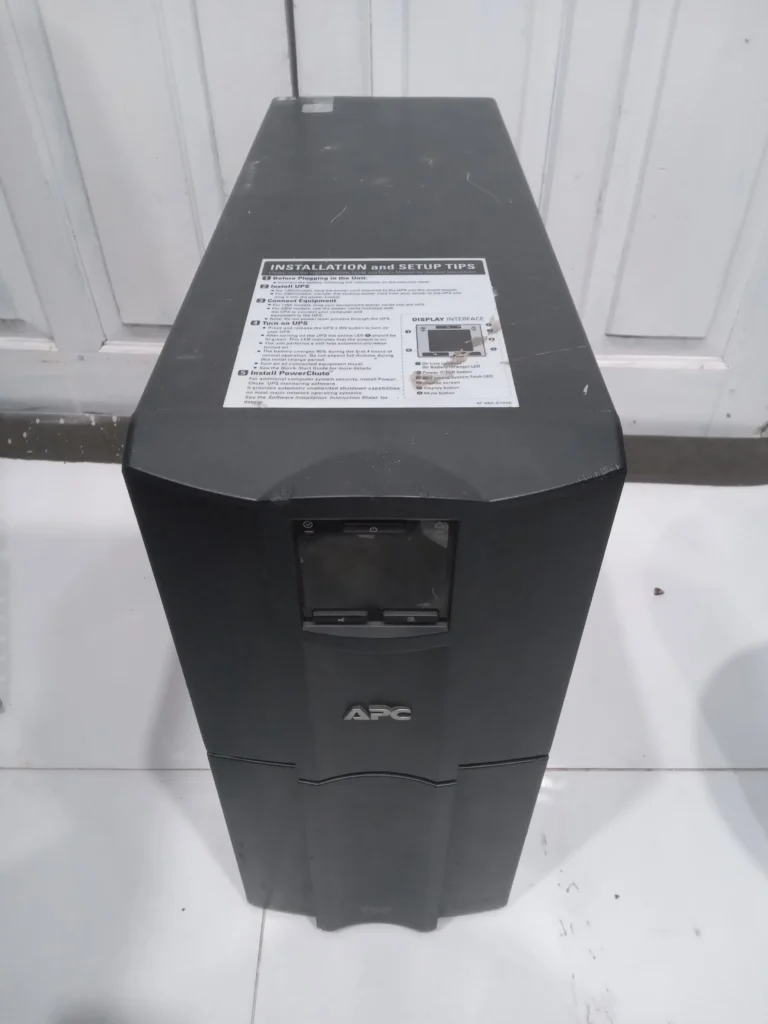 Foto Dari Atas UPS APC SMC3000I - Second