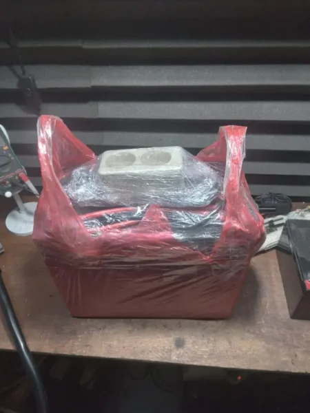 Pengiriman UPS APC SRV1KI Second (Pesanan)