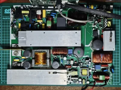 Proses Servis Mainboard Inverter Solar Charger Fintech VM IV 5.6KW