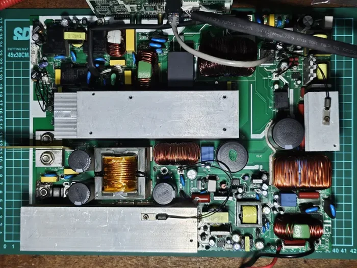 Proses Servis Mainboard Inverter Solar Charger Fintech VM IV 5.6KW