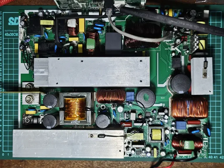 Proses Servis Mainboard Inverter Solar Charger Fintech VM IV 5.6KW