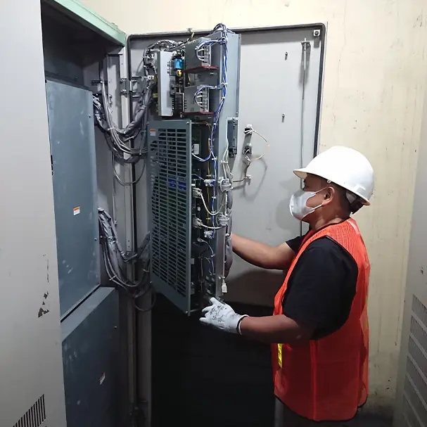 Teknisi Spesialis Elektronik 2