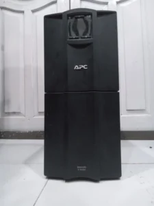 UPS APC SMC3000I - Second