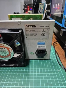 Foto Bagian Belakang Serial Number PSU ATTEN KPS3030DA