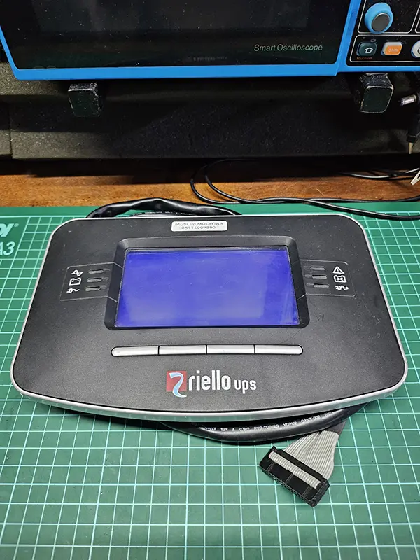 Invoice Servis LCD UPS Riello AST2M005S