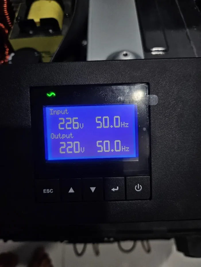 Perbaikan Servis Service UPS Eaton 9SX3000IR DC bus short 300 301 302 303 304 - too high + too low + too high - too low unbalanced
