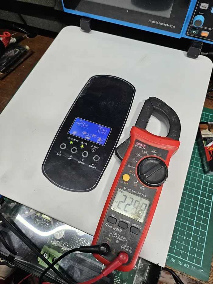 Proses Pengetesan Testing Stelah Servis Perbaikan Inverter Solar Charger SP-3200 3000W